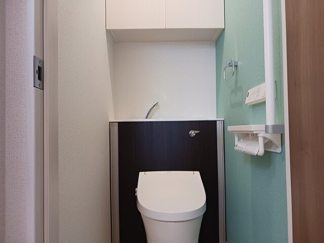 ネスト・カトーⅡのトイレ|落ち着いたトイレです
