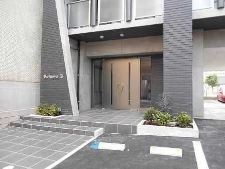 Volume 5のエントランス