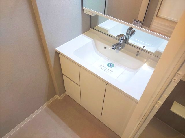 ジオ宝塚御殿山の独立洗面台|洗面化粧台