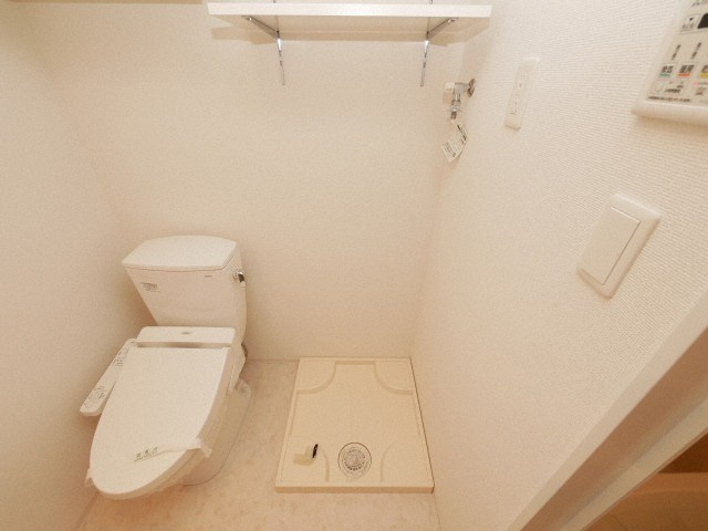 SERENiTE本町refletのトイレ
