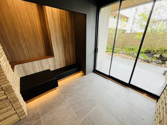 【エントランス】シャーメゾンガーデンズ芦屋浜町