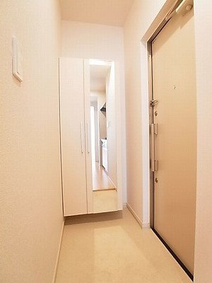 ラ　プルメリアの玄関