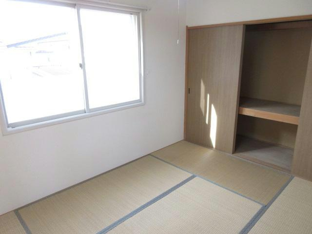 メゾンシャトーの和室