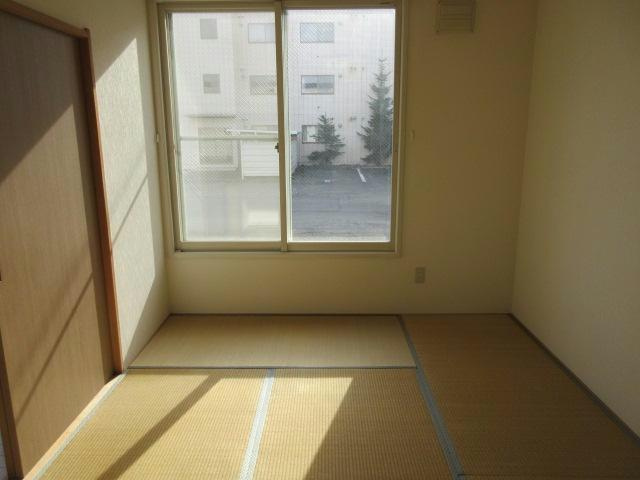 メゾンシャトーの和室