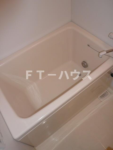 ルミエール（千葉）の浴室