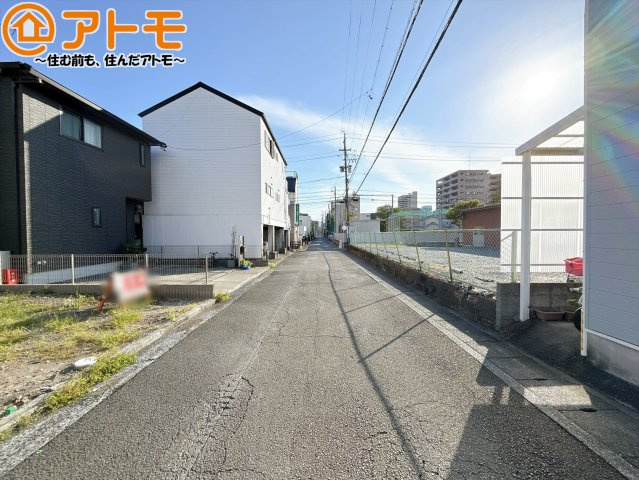 【前面道路含む現地写真】 | 駿河区八幡10期　新築戸建　全1棟