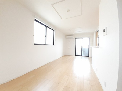 【居間・リビング】 | クラリス【名古屋市賃貸・天白川沿い】