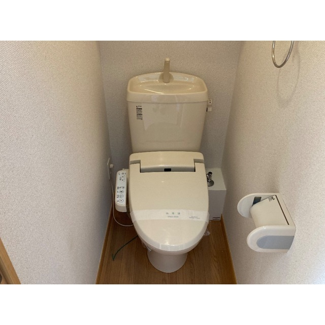 レオパレスSHISUI A棟のトイレ
