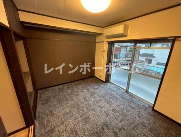 グランヴィル川越シティ の居間・リビング