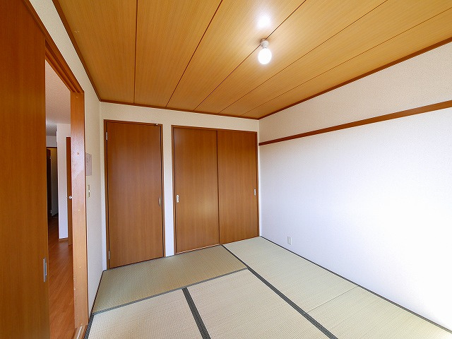 シェーヌ東生駒の寝室|寝室にぴったりのお部屋です