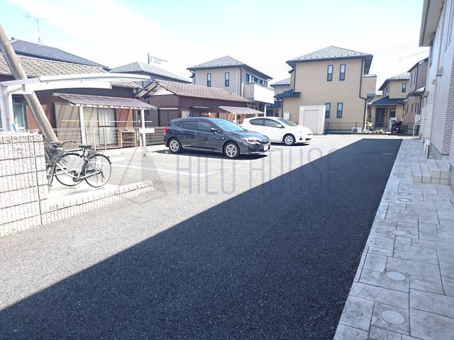 イーハトーヴたつみ野の駐車場