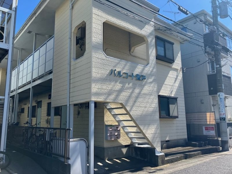 パルコート登戸のエントランス