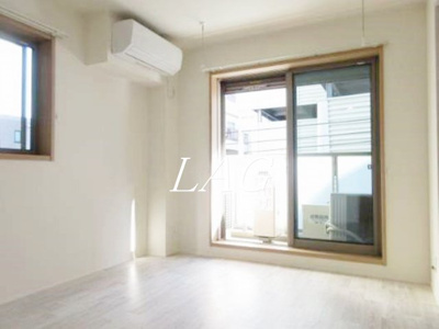 【居間・リビング】 | クリザンテム中幸町 | 洋室のお部屋です。