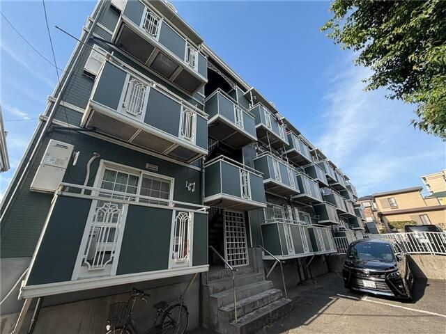 横浜市旭区上白根３丁目の賃貸マンションの外観