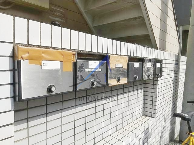 ジュネパレス松原Ａのその他共用部分|集合ポストです。