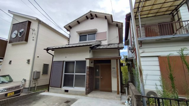 学園大和町4丁目戸建