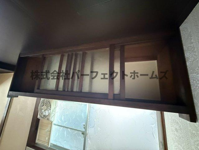 点野4丁目テラスハウス　賃貸の収納|便利な収納スペースです