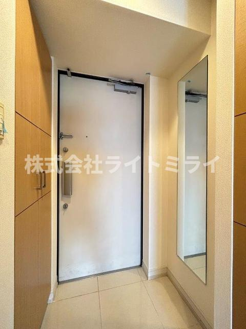 ＨＦ早稲田レジデンスの玄関