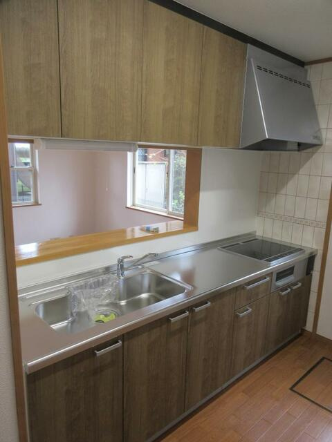 千葉市花見川区み春野２丁目の中古一戸建のキッチン