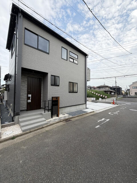 ブルーミングガーデン　千葉市稲毛区園生町２期３棟／２期２号棟