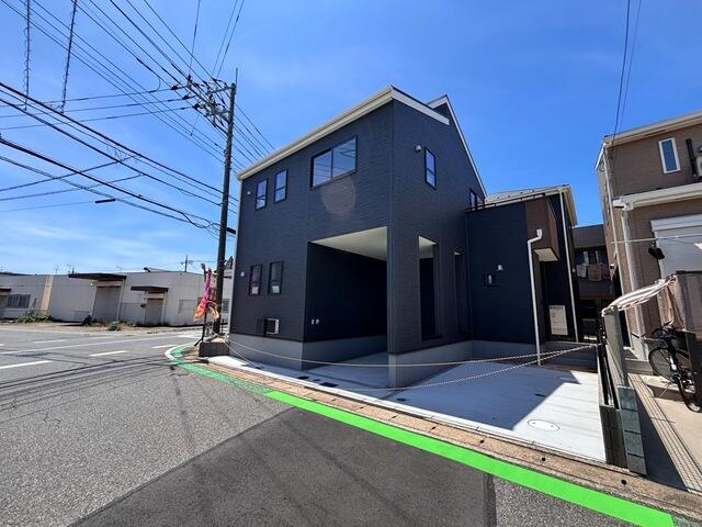 愛生町第２の前面道路含む現地写真