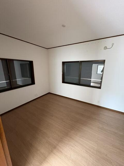 千葉市若葉区桜木北２丁目の中古一戸建の居間・リビング