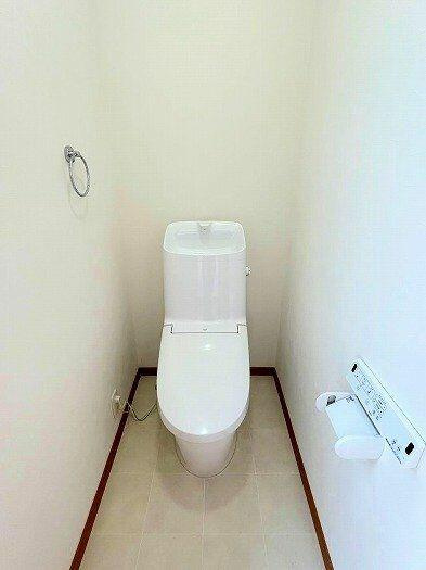 千葉市中央区松ケ丘町１１２－３のトイレ|トイレ新品交換済