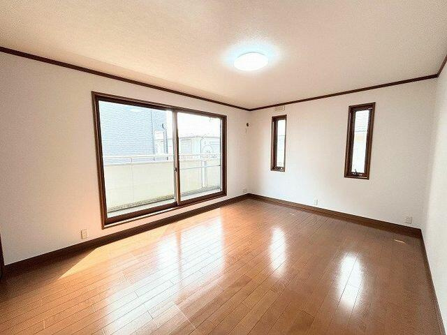 千葉市中央区浜野町５６５－４１の洋室