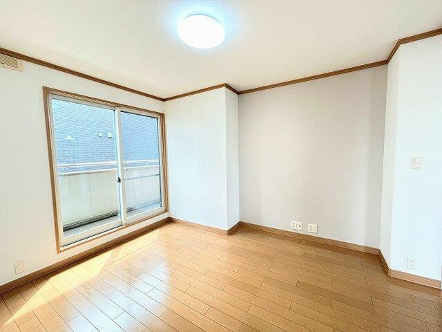 千葉市中央区浜野町５６５－４１の洋室
