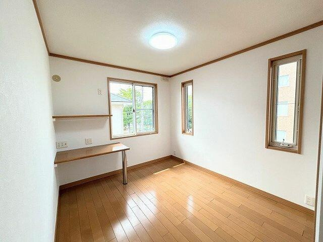 千葉市中央区浜野町５６５－４１のその他|２Ｆ北西側洋室　約５．４帖
