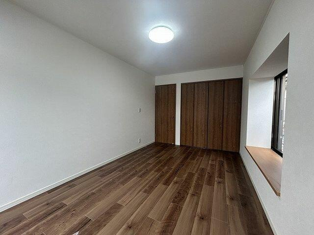 松戸市中金杉１丁目１５－４の洋室