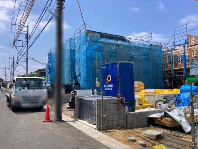 ブルーミングガーデン　松戸市小金原５丁目９棟／１期８号棟の前面道路含む現地写真|★販売現地★2026.5.15撮影