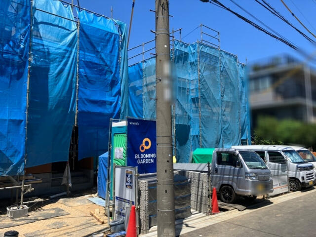 ブルーミングガーデン　松戸市小金原５丁目９棟／１期７号棟の前面道路含む現地写真|★販売現地★2026.5.30撮影
