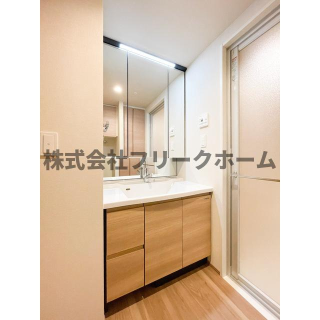 LumiCourt　MITAKAの洗面所
