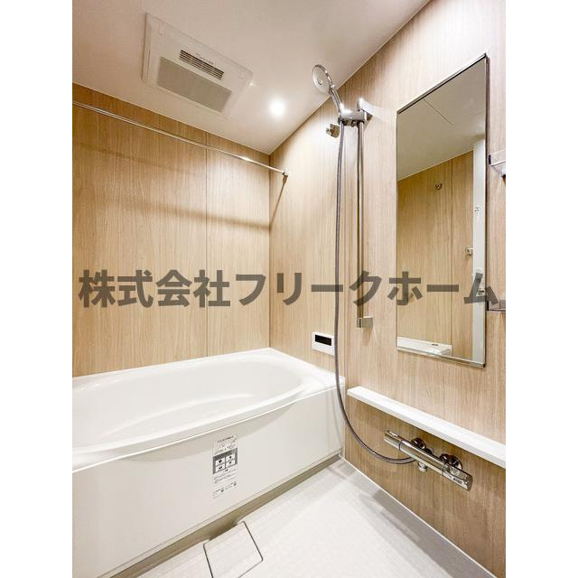 LumiCourt　MITAKAの浴室