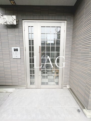 【セキュリティ】 | STONE’S | オートロックです。