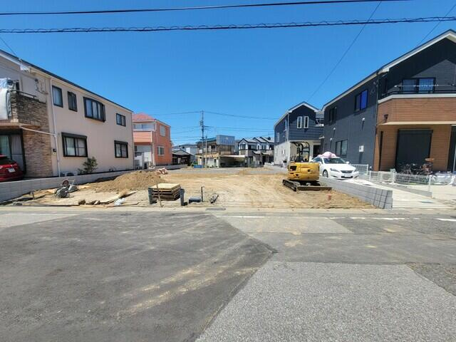 市川市本北方３丁目７０４番の前面道路含む現地写真