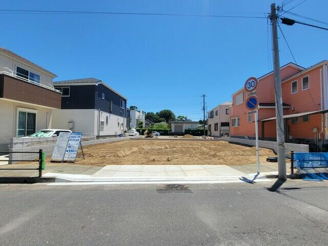 市川市本北方３丁目７０４番の前面道路含む現地写真