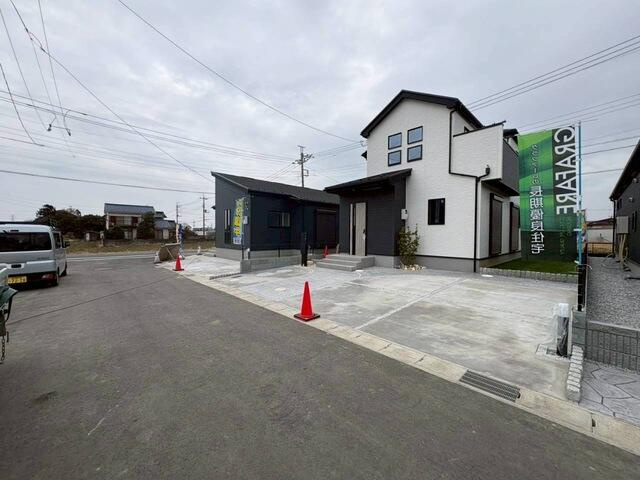 ４２７３船橋市二和西２６期１４棟の駐車場