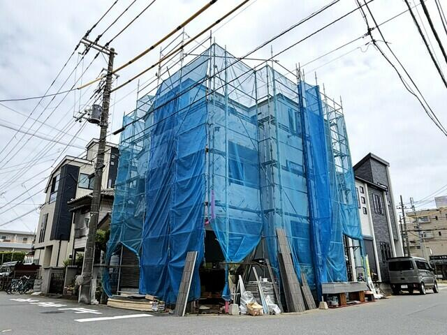 市川市塩焼３丁目１７番の外観|A号棟　南西角地物件