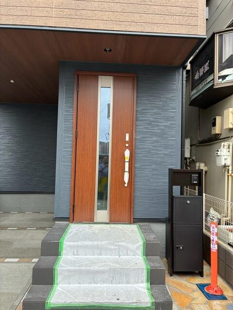 市川市幸の玄関