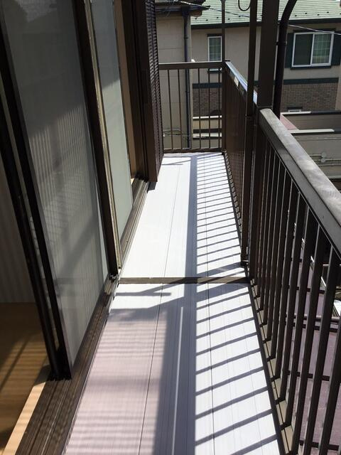 市川市北国分中古住宅１棟のバルコニー|ベランダ床新規取替ました