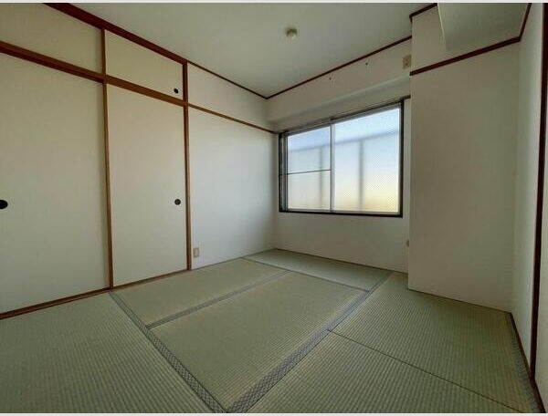 MAISON KOUMUの内装