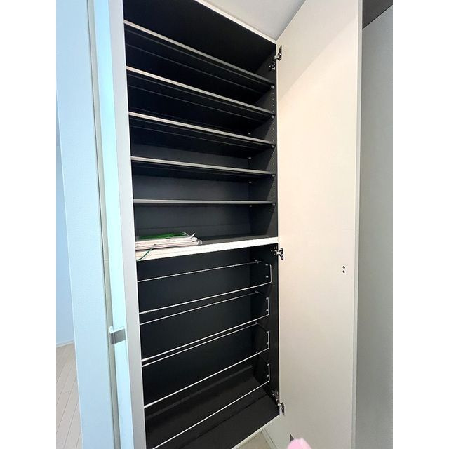 Ark Arzu 三軒茶屋の玄関