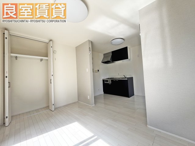 【寝室】 | EAST WOOD PALACE