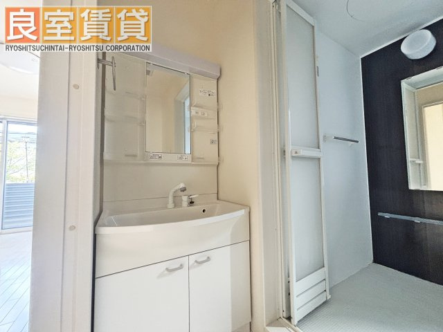 【洗面所】 | EAST WOOD PALACE