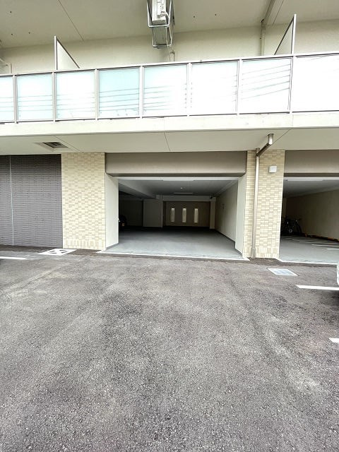 サザンクロスの駐車場