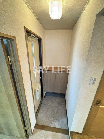 エクセレント山本の玄関