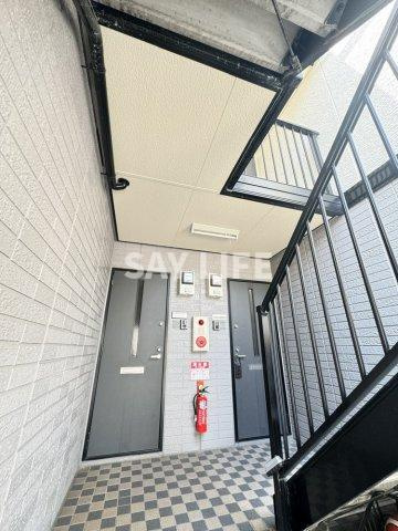 エクセレント山本のエントランス