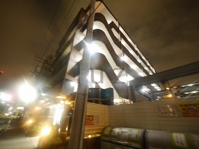 グリフィン横浜岡野公園弐番館の外観